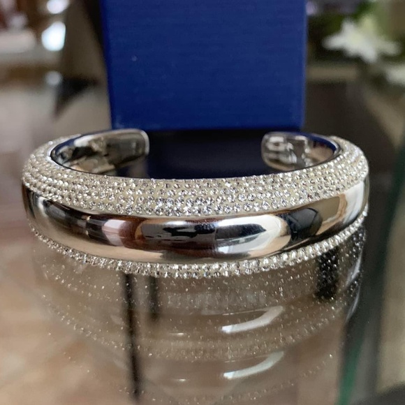 SWAROVSKI Pebble Cuff Crystal Bracelet - Picture 1 of 14